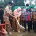 Nevi dan IP Satu Sekop Letakkan Batu Pertama Pembangunan Masjid