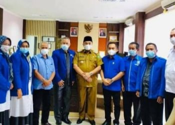 Pengurus Baru DPD PAN Pasaman Silaturahmi ke Bupati Benny Utama