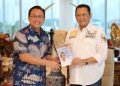 Ketua MPR RI Bamsoet Terima Buku Irman Gusman soal ‘Perselingkuhan’ Hukum-Politik