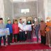 Nevi Zuairina Serahkan Bantuan Renovasi Masjid di Pasaman