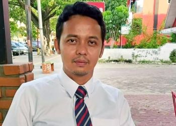 Menswastakan Birokrasi