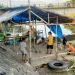 ASN Pemilik Warung Remang-remang Bongkar Sendiri Bangunannya di Kawasan Jembatan Tunggul Hitam Padang