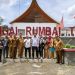 Nagari Sungai Rumbai Timur dan SMAN 1 Sitiung Pede Terbaik dari Monev KI Sumbar