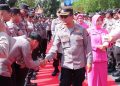Pindah Tongkat Komando, Polres Payakumbuh Gelar Tradisi Welcome and Farewell Parade