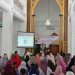 Nevi Zuairina Hadiri Seminar Parenting Bersama Wali Murid SDIT An Nadzir Payakumbuh