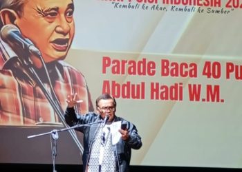 Penyair Pulo Lasman Simanjuntak Ikut Baca Puisi pada Puncak Perayaan HPI ke-12 Tahun 2024 di Teater Kecil Taman Ismail Marzuki