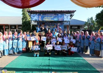 Wawako Mulyadi Tutup Pelaksanaan Festival Bahaso Piaman