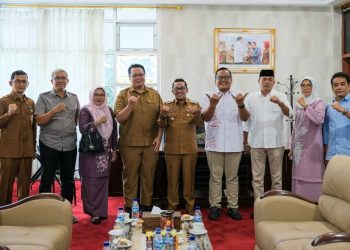 Bupati dan Wabup Tanah Datar Silaturahmi dengan Pengurus Beberapa Partai