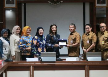 Komite IV DPD RI Dorong Pemerataan Investasi Industri dan Hilirisasi di Batam