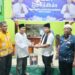 Wakil Bupati Mentawai Serahkan Bantuan Saat Safari Ramadan di Desa Malancan Siberut Utara