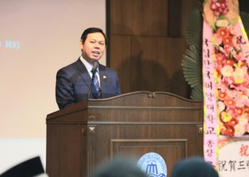 Wisatawan Komodo Dibatasi, Ketua DPD RI Sultan: Waktunya Kurang Tepat