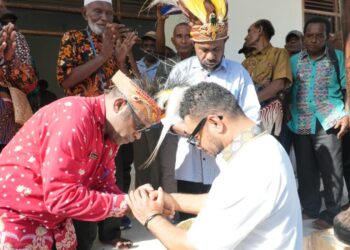 Senator Filep Wamafma Apresiasi Film “Pesta Babi” dan “Teman Tegar Maira” sebagai Suara Kesadaran tentang Papua