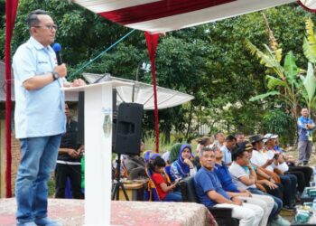 Ketua PBVSI Sumbar Eka Putra Buka Turnamen Bola Voli se-Sumbar di Kabupaten Solok