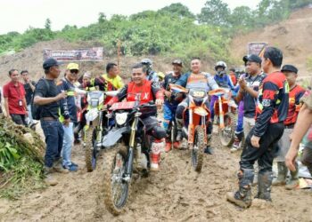 Semarak HUT ke-33 Lubuk Basung, Event Trabas Extreme Gunung Silayang Tantang Adrenalin Rider