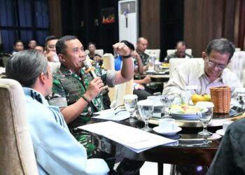 Dankodiklatad Letjen TNI Mohamad Hasan Terima Audiensi Panitia Kejurnas Merpati Putih