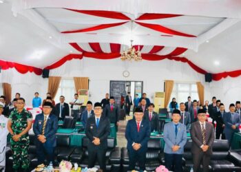 Bupati Kepulauan Mentawai Hadiri Rapat Paripurna Dengarkan Pidato Kenegaraan Presiden dalam Rangka HUT ke-81 RI
