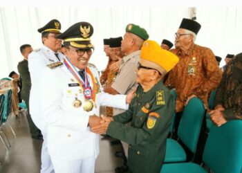 Bupati Tanah Datar Eka Putra Temu Ramah dengan Veteran Pejuang