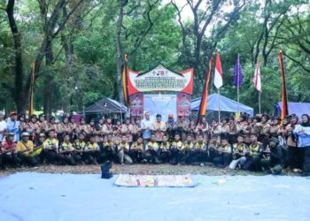 Bupati Eka Putra Kunjungi Kontingen Kwarcab 0304 Tanah Datar di Arena Jamnas XII Cibubur
