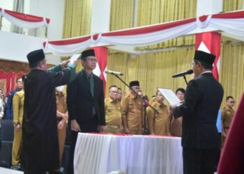 Hendra Aswara, Sekda Definitif, Birokrat Andal