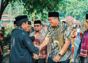 Walikota Pariaman Yota Balad Kukuhkan Pengurus KAN IV Koto Sungai Rotan Periode 2025 – 2030