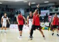 Dankodiklatad Letjen TNI Mohammad Hasan Ikut Main Basket di Turnamen Basket Piala Panglima TNI